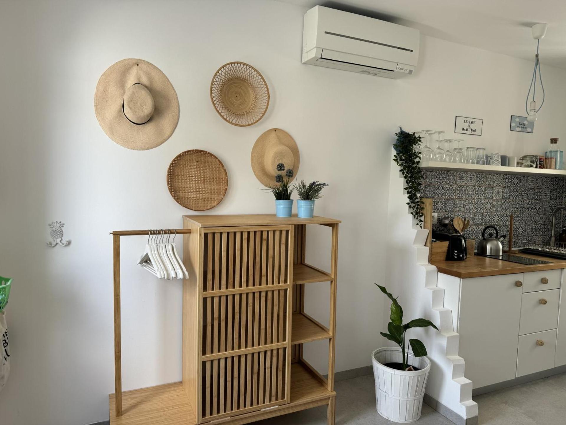 Apartment On The Sunny Side 科尔丘拉 外观 照片
