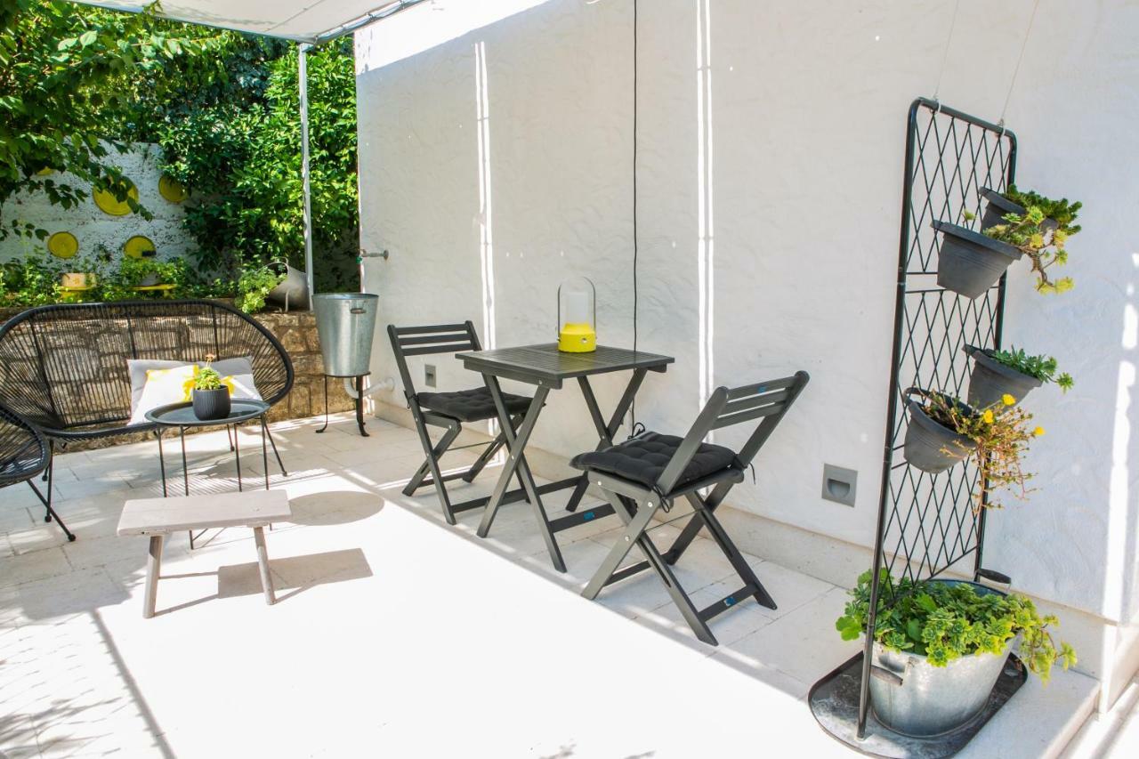 Apartment On The Sunny Side 科尔丘拉 外观 照片